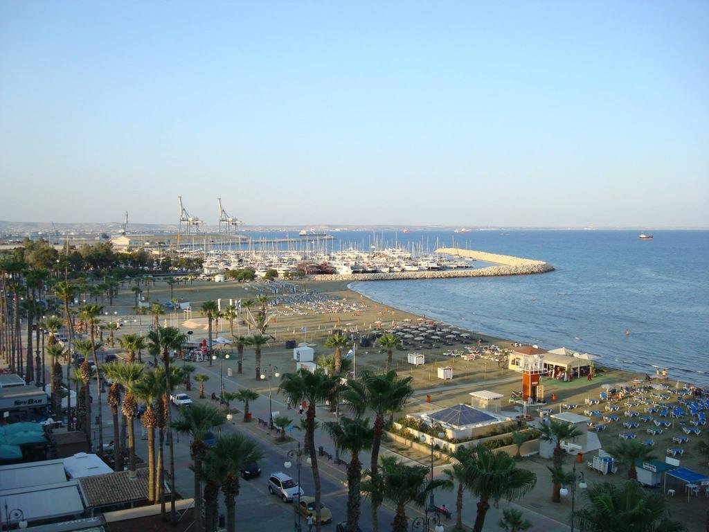 Krasas Beach Apartments Lárnaca Habitación foto